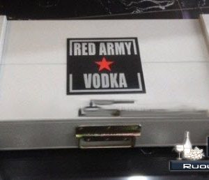 Rượu vodka red army hình súng AK